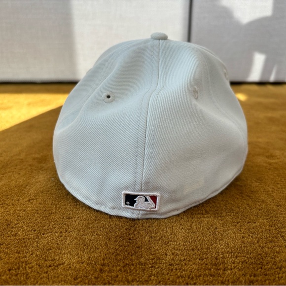 Kith & Kin New York Mets Fitted Cap - Picture 6 of 6